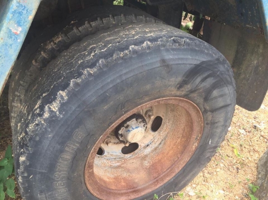 หางลูกพ่วงไม่ดั้ม 2 คาน ปี 39 ช่วงล่างดี คัสซีสวย สีและฝาข้างไม่ค่อยสวย