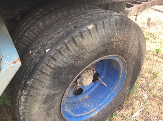 หางลูกพ่วงไม่ดั้ม 2 คาน ปี 39 ช่วงล่างดี คัสซีสวย สีและฝาข้างไม่ค่อยสวย