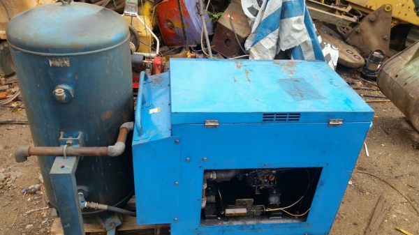 ขาย ปั้มลม/ เครื่องปั้มลม/ ARICOMPRESSOR ขนาดเล็ก MEIJI ดีเชลYANMAR 6.7PS สูบเดียว