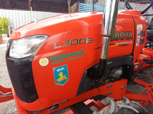 คูโบต้า L3008 4 WD ใบมีดตราช้าง ทำงาน 357 ชั่วโมง สภาพดีมาก
