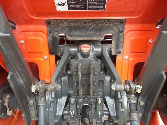 คูโบต้า L3008 4 WD ใบมีดตราช้าง ทำงาน 357 ชั่วโมง สภาพดีมาก