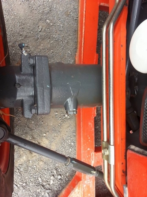 คูโบต้า L3008 4 WD ใบมีดตราช้าง ทำงาน 357 ชั่วโมง สภาพดีมาก