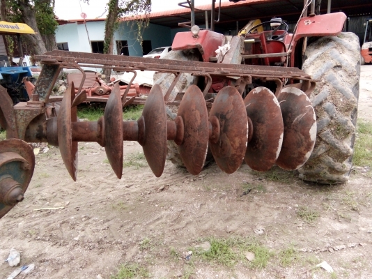 ขายรถไถแมสซี่ 185 เพลาเหลี่ยม หันหน้า ผาน7