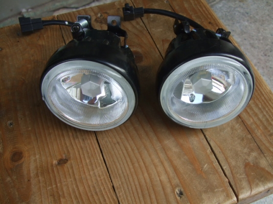 ไฟสปอตไลน์ ในกันชนISUZU