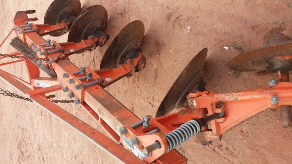 หางสี่ใบ26ตราช้างใส่รถรุ่นใหญ่