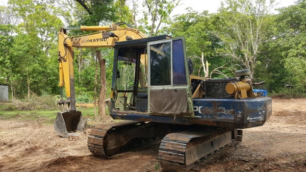 ขายรถขุดแบ็คโค 100-3 komatsu เอกสารใบอินวอยซ์ ทำงานเร็ว เครื่องแน่น ตัวเดินดี สภาพพร้อมทำงาน  วีดีโอการทำงาน https://youtu.be/qz1SDvifw14