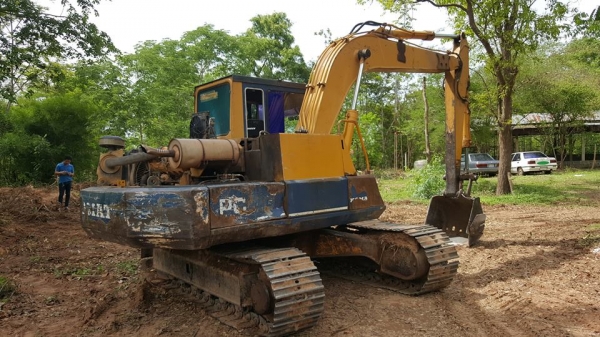 ขายรถขุดแบ็คโค 100-3 komatsu เอกสารใบอินวอยซ์ ทำงานเร็ว เครื่องแน่น ตัวเดินดี สภาพพร้อมทำงาน  วีดีโอการทำงาน https://youtu.be/qz1SDvifw14