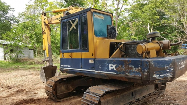ขายรถขุดแบ็คโค 100-3 komatsu เอกสารใบอินวอยซ์ ทำงานเร็ว เครื่องแน่น ตัวเดินดี สภาพพร้อมทำงาน  วีดีโอการทำงาน https://youtu.be/qz1SDvifw14