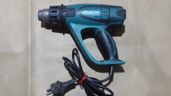 Heat Gun Makita 1800W.