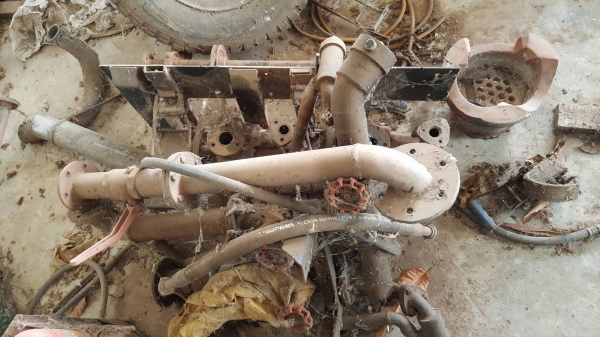 ขาย ถังน้ำมันใส่ 6 ล้อ 6,000 ลิตร พร้อมหัวจ่ายมิเตอร์ครบ ปั้มและอุปกรณ์อื่นๆครบ ขาย ถังน้ำมันใส่ 6 ล้อ 6,000 ลิตร พร้อมหัวจ่ายมิเตอร์ครบ ปั้มและอุปกรณ์อื่นๆครบ