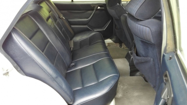 BENZ. 230 ปี88 ออโต้ พร้อมใช้ BENZ. 230 ปี88 ออโต้ พร้อมใช้