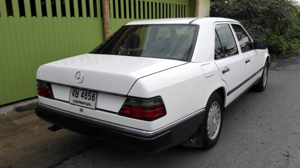 BENZ. 230 ปี88 ออโต้ พร้อมใช้ BENZ. 230 ปี88 ออโต้ พร้อมใช้