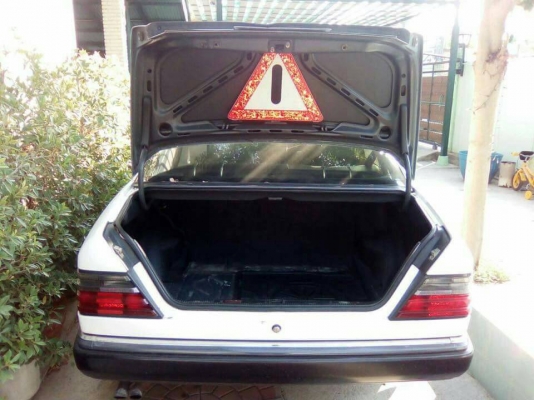 BENZ. 230 ปี88 ออโต้ พร้อมใช้ BENZ. 230 ปี88 ออโต้ พร้อมใช้