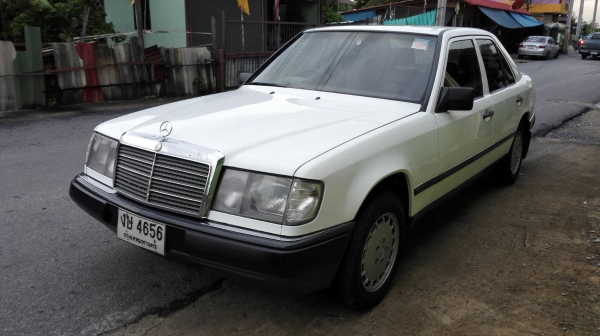 BENZ. 230 ปี88 ออโต้ พร้อมใช้ BENZ. 230 ปี88 ออโต้ พร้อมใช้