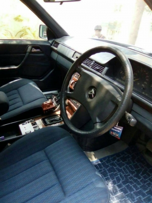 BENZ. 230 ปี88 ออโต้ พร้อมใช้ BENZ. 230 ปี88 ออโต้ พร้อมใช้