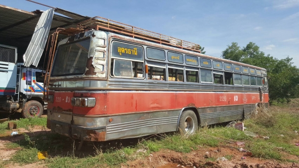 ขาย รถบัส ยาว 11.50 เมตร คัสซี ISUZU 2107501 เครื่อง-เกียร์ HINO EP100 เทอร์โบ 280 แรงม้า เบรคทิฟฟี่ ช่วงล่าง FUSO เอกสารเล่มทะเบียนครบ