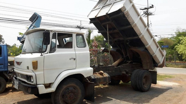 ขาย6ล้อดัมพ์ยาง900 HINO KR300 เครื่องEH300 150แรง แชชซีสวยเดิม กระบะดัมพ์ท้องเรือ ภายในสวย เอกสารเล่มทะเบียน รถเดิมสวย