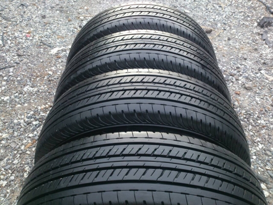 ขายแม็กยางถอดป้ายแดง ALL NEW ISUZU 6 รูขอบ15 พร้อมยางบริดสโตน 215/70 R15 ยางสัปดาห์ที่11 ปี16 ตุ่มยางชัดเจนทุกเส้นๆสีจางๆ ใหม่ๆ จำนวน 1 ชุด