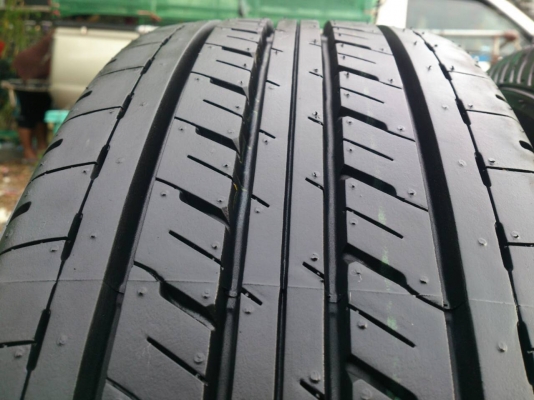 ขายแม็กยางถอดป้ายแดง ALL NEW ISUZU 6 รูขอบ15 พร้อมยางบริดสโตน 215/70 R15 ยางสัปดาห์ที่11 ปี16 ตุ่มยางชัดเจนทุกเส้นๆสีจางๆ ใหม่ๆ จำนวน 1 ชุด