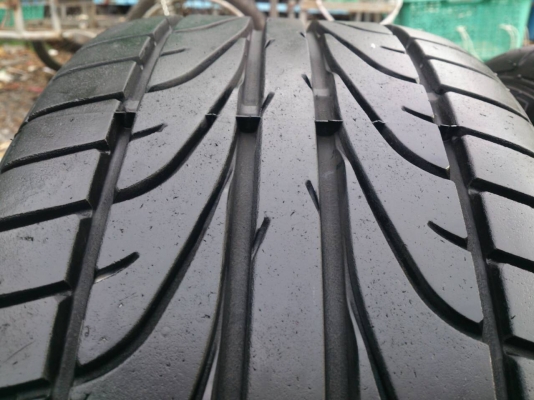 ขายแม็กWELD 4รู100 ขอบ15 กว้าง 8 นิ้ว 4วง พร้อมยาง195/50R15 ยางสัปดาห์ที่03 ปี15 ดอกยางเต็มสวย จำนวน 1 ชุด