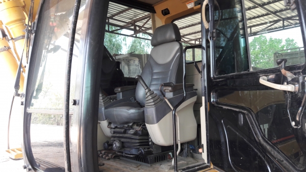 ขาย CAT 320 C สภาพสวยพร้อมใช้งาน ออกจากห้าง เช็คศูนย์ตลอด รถใช้น้อยสภาพสวยมากเดิมๆ เอกสารเล่ม ทะเบียน ขาย CAT 320 C สภาพสวยพร้อมใช้งาน ออกจากห้าง เช็คศูนย์ตลอด รถใช้น้อยสภาพสวยมากเดิมๆ เอกสารเล่ม ทะเบียน