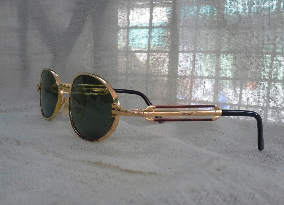 แว่นตาผู้พิทักษ์สันติราษฎร์  ตัวจริง!  Vintage POLICE  handmade in Italy