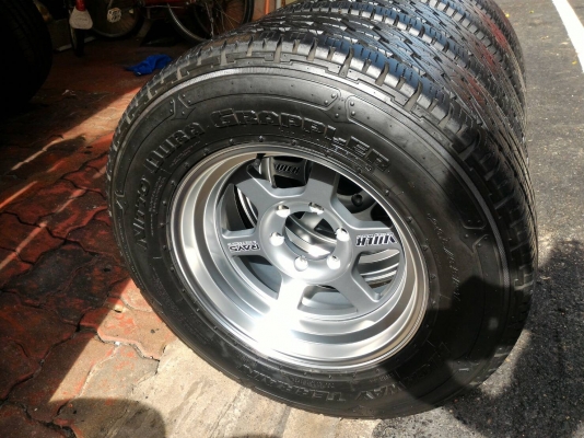 ขายล้อใหม่ TE37 8 x 17 ET - 15 พร้อมยาง Japan ขายล้อใหม่ TE37 8 x 17 ET - 15 พร้อมยาง Japan