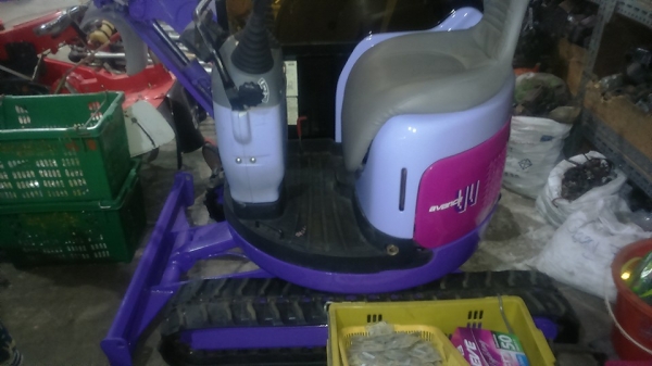 โคมัสสุเก่าญี่ปุ่นPC08 เเขนบิด 2สูบเบนซิล 270,000บาท 0835662999Lineid:hs4trp