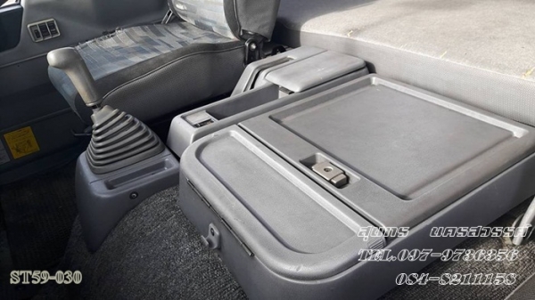 ขายด่วน รถบรรทุก 10 ล้อ HINO FM3M 240 แรง /2 เพลา พื้นเรียบ สภาพสวยเดิม พร้อมใช้งาน ขายด่วน รถบรรทุก 10 ล้อ HINO FM3M 240 แรง /2 เพลา พื้นเรียบ สภาพสวยเดิม พร้อมใช้งาน