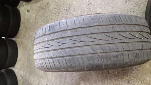 ขายยางฟอเค้น265-60-18ปี14 13 1ชุดยางยังนิ่มอยู่