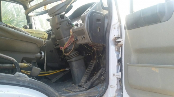 ขายรถพ่วง แม่-ลูก ดั๊พม์ ยี่ห้อ HINO FN2K เครื่อง K13D เครื่อง 260 แรงม้า กระบะดั๊มพ์สามมิตร ขายรถพ่วง แม่-ลูก ดั๊พม์ ยี่ห้อ HINO FN2K เครื่อง K13D เครื่อง 260 แรงม้า กระบะดั๊มพ์สามมิตร