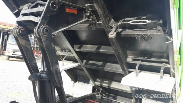 ขายด่วน รถบรรทุก 6 ล้อ ดั้มเพื่อการเกษตร  สภาพสวยพร้อมใช้ ราคาสุดคุ้ม