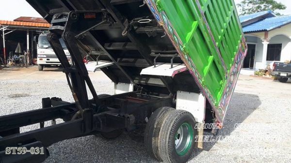 ขายด่วน รถบรรทุก 6 ล้อ ดั้มเพื่อการเกษตร  สภาพสวยพร้อมใช้ ราคาสุดคุ้ม