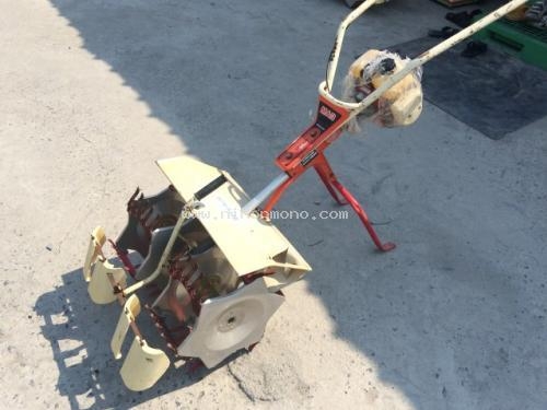 เครื่องกำจัดวัชพืชในร่องข้าว   MARUYAMA   MA3 รหัสสินค้า : 80903785 Tel.086-8150487www.nihonmono.com