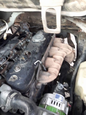 รถหกล้อ NPR เครื่อง 110 แรง รถห้าง เครื่องดีคันซีสวย ยางดี6 เส้น  เอกสารพร้อมโอน