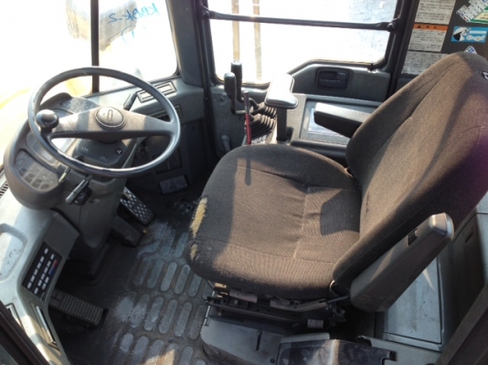 Komatsu WA400-3E สำหรับคนชอบรถใหญ่ นำเข้าจากญี่ปุ่น สภาพดีมาก พร้อมใช้ โทร.090-986-2521 อ๊อบ