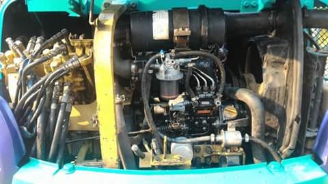 ขายรถขุดแบคโฮ KOMATSU Pc25-รุ่น7E ขนาด25 รถเก่านอกแท้100\% (คอลโทลน้ำมัน เครื่องแน่น ปั๊มแรง ระบบไว ช่วงล่างสวย แทรคเหล็ก) รถพร้อมใช้งาน เอกสารใบอินวอยครบ    ราคา 350,000 (ต่อรองได้ครับ) ☎️เบอร์ติดต่อ 096-3268553 (ช่างเบนซ์)     ID LINE 0963268553