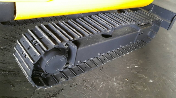 ขาย รถขุด KOMATSU รุ่น PC30-7E- มือสองญี่ปุ่น แทรกเหล็ก เครื่อง 3D84E สีดำ แน่นทั้งคัน สวย พร้อมใช้งาน แรงดีทุกระบบ มือถือ/LINE ID : 0818753444