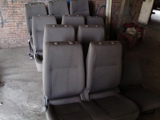 เบาะรถตู้ 12 ที่นั่ง