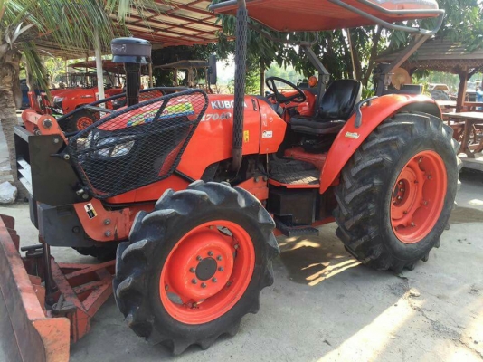 ขายรถแทรกเตอร์ คูโบต้่า M7040
ขายรถแทรกเตอร์คูโบต้า M7040