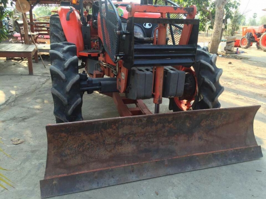 ขายรถแทรกเตอร์ คูโบต้่า M7040
ขายรถแทรกเตอร์คูโบต้า M7040