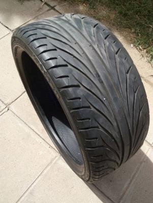 245/35R20 KAISER KENDA ปี 14 มี 1 เส้น tel.081-4273941 ไอดีไลน์ 0814273941