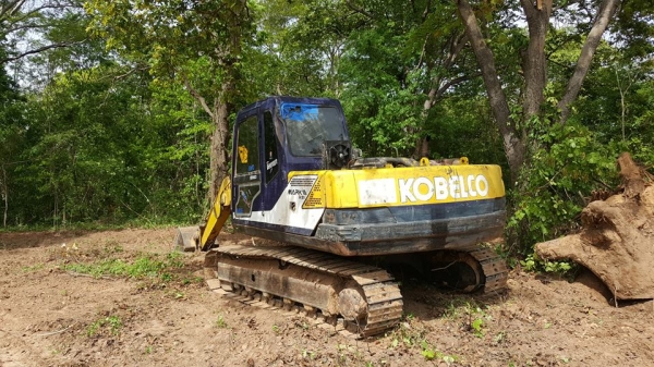 ขายรถแบ็คโฮ 120รุ่น3โกเบล SK เครื่องแน่นปั๊มดี สภาพพร้อมทำงานช่วงล่างดี