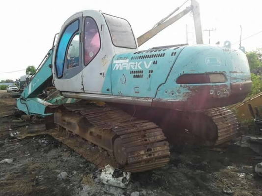 ขายหัวเก๋งรถแมคโค SK-200-5 สภาพสวย กระจกขาดบานล่างบานเดียว