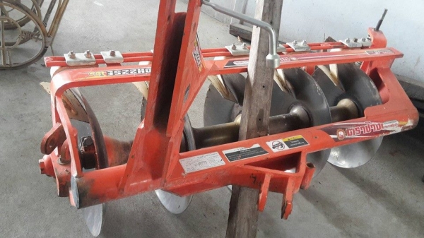 ขายผานไถ สภาพดี พร้อมใช้งาน สนใจโทร 090-8588220คุณนะ 093-3258446คุณบิว หรือเข้าดูสินค้าอื่นๆได้ที่ www.narong2truck.com หรือ www.truck.in.th/498 หรือเพจFacebook ณรงค์ ซื้อขายรถมือสอง (เว็บไซต์ส่วนตัว) หรือFacebook คุณนะ รถบรรทุก