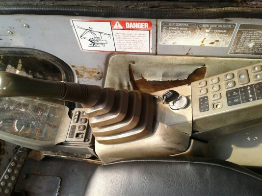 ขายรถขุดแบ็คโค ฮิตาชิ EX200-2 เอกสารเล่มทะเบียน จัดไฟแนนซ์300,000 ดาวน์270,000 สภาพดี พร้อมทำงาน ช่วงล่างดี ขายรถขุดแบ็คโค ฮิตาชิ EX200-2 เอกสารเล่มทะเบียน จัดไฟแนนซ์300,000 ดาวน์270,000 สภาพดี พร้อมทำงาน ช่วงล่างดี