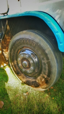 รถฮีโน่ 10 ล้อดั้ม F18 / 187 แรงม้า.    สนใจติดต่อ  081 - 6079515