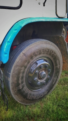 รถฮีโน่ 10 ล้อดั้ม F18 / 187 แรงม้า.    สนใจติดต่อ  081 - 6079515