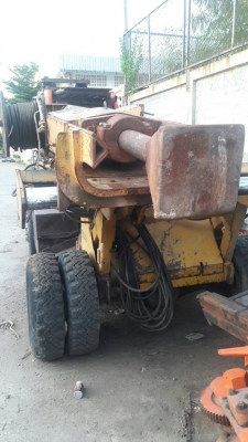 รถทุบปูน คอนกรีต ตอกถนน ทุบพื้น ARROW HJ1250 เก่านอก พร้อมใช้งาน