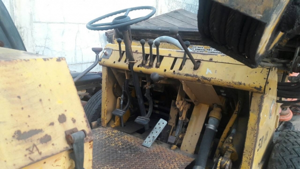 รถทุบปูน คอนกรีต ตอกถนน ทุบพื้น ARROW HJ1250 เก่านอก พร้อมใช้งาน